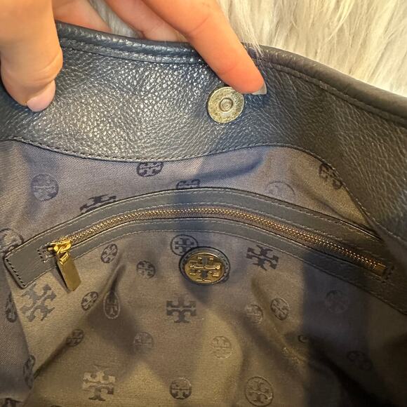 Tory Burch Amanda Pebbled Leather Easy Tote Bag Shoulder Bag Night Sky Blue - Picture 10 of 10